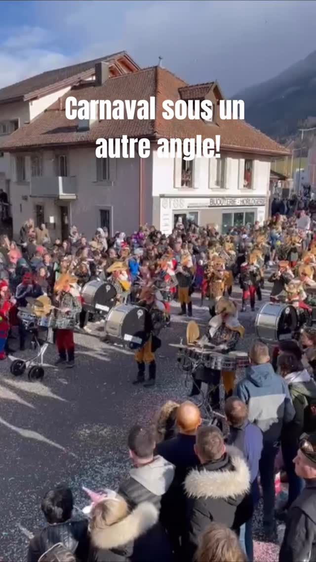 Notre saison 2024-2025 étant terminée, nous préparons désormais la prochaine ! 

Nous recherchons activement des membres, principalement au sousaphone, trombone, euphonium et un tambour-major.🎺

Si tu es intéressé à tenter cette belle l’expérience et vivre Carnaval sous un autre angle, contacte nous ! 😁

lapacotiere.ch/adhesion

#guggen #carnaval #broc #guggenmusik